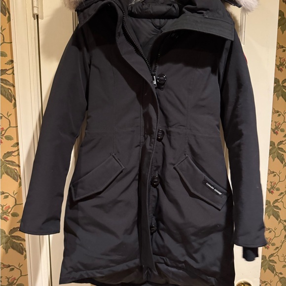 Canada Goose Women's Rossclair Parka - Picture 9 of 12